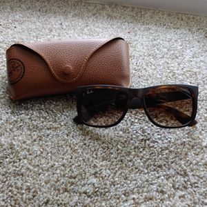 Ray-Ban Sunglasses